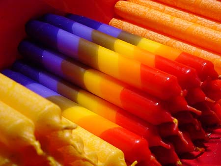 Regenbogenkerzen